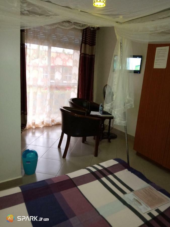 Country Motel Koboko Arua Екстер'єр фото